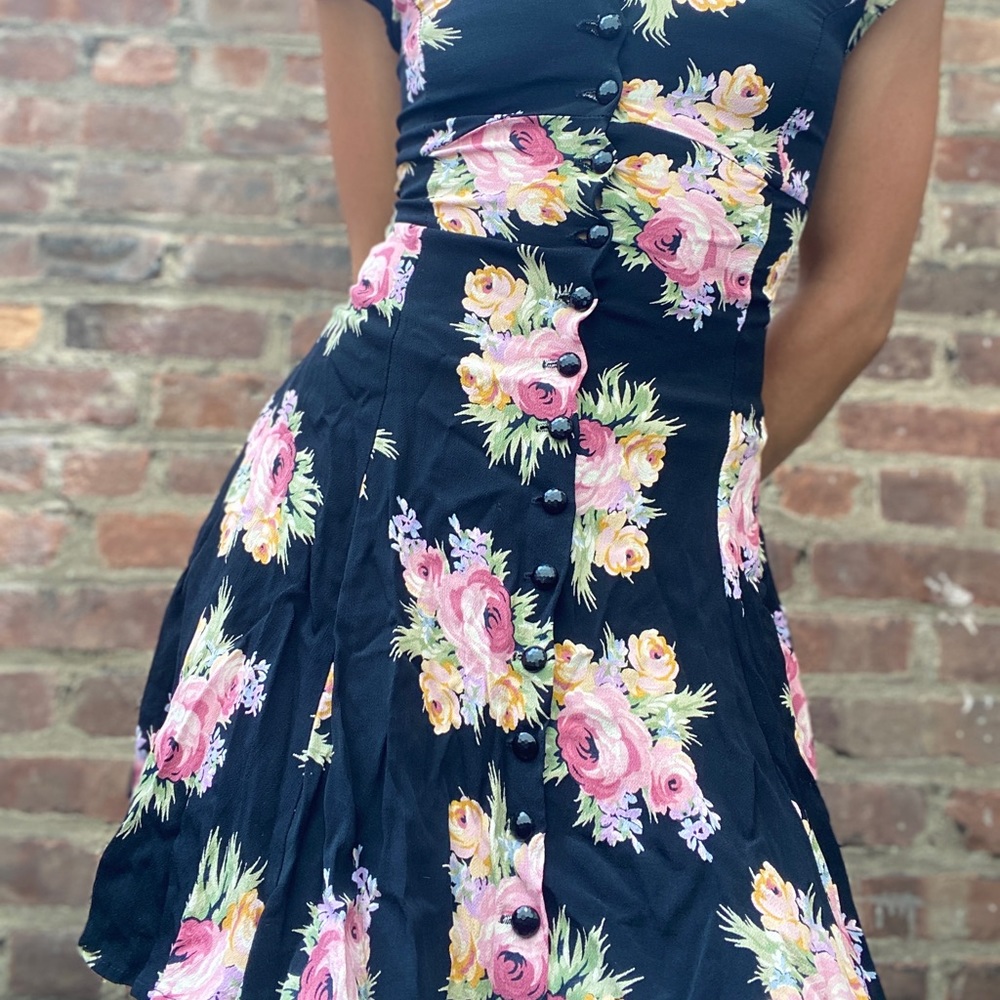 BETSEY JOHNSON • RARE 90s VINTAGE BLACK & PASTEL FLORAL SKATER MINI DRESS XXS/XS